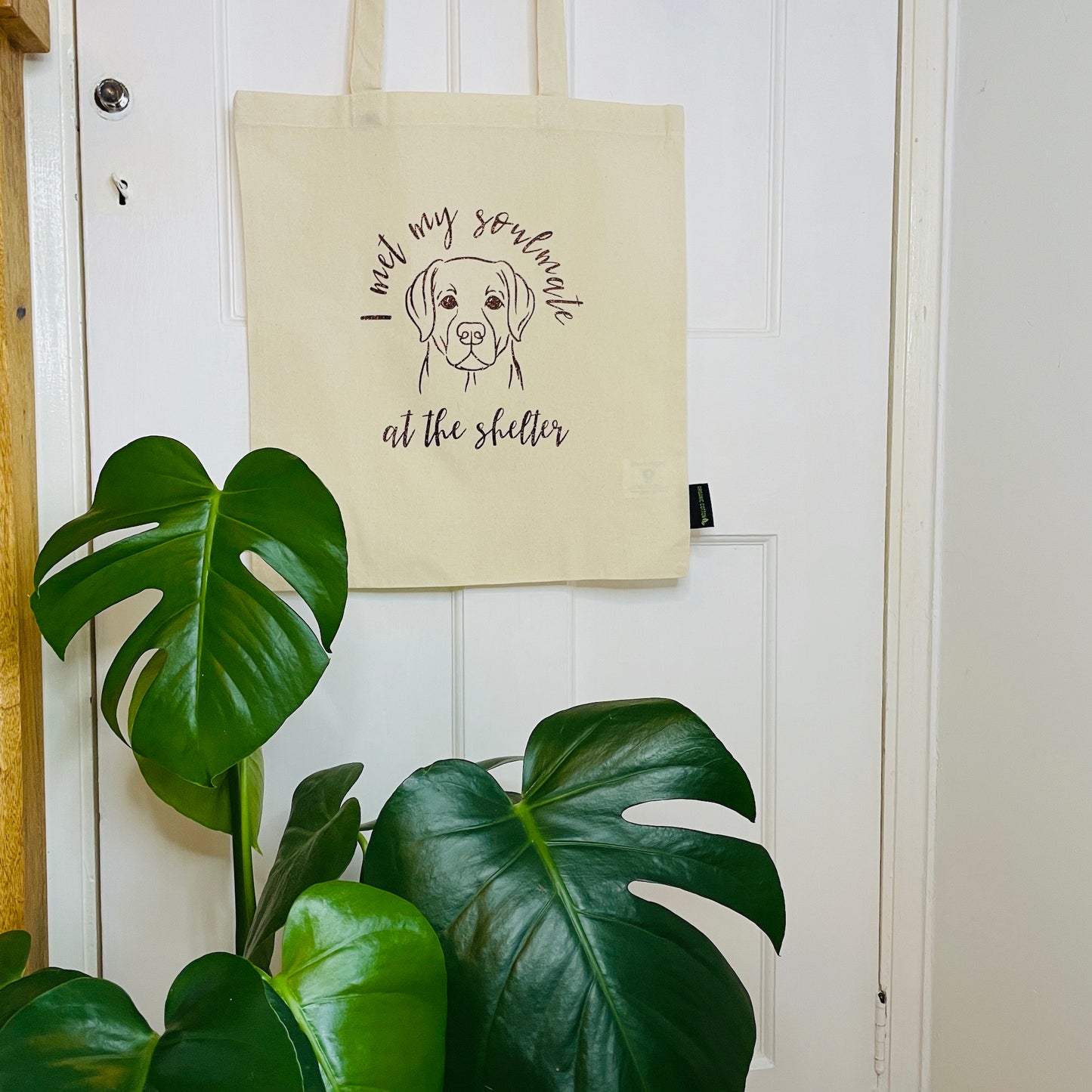 Organic tote bag with a dog silhouette